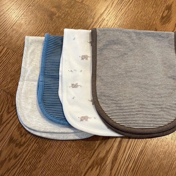 Carters Burp Cloths Assorted - Picture 1 of 1